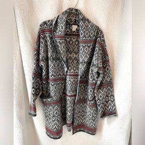 Aspen Cardigan Sz. Large Beautiful Diamond Design Excellent Condition